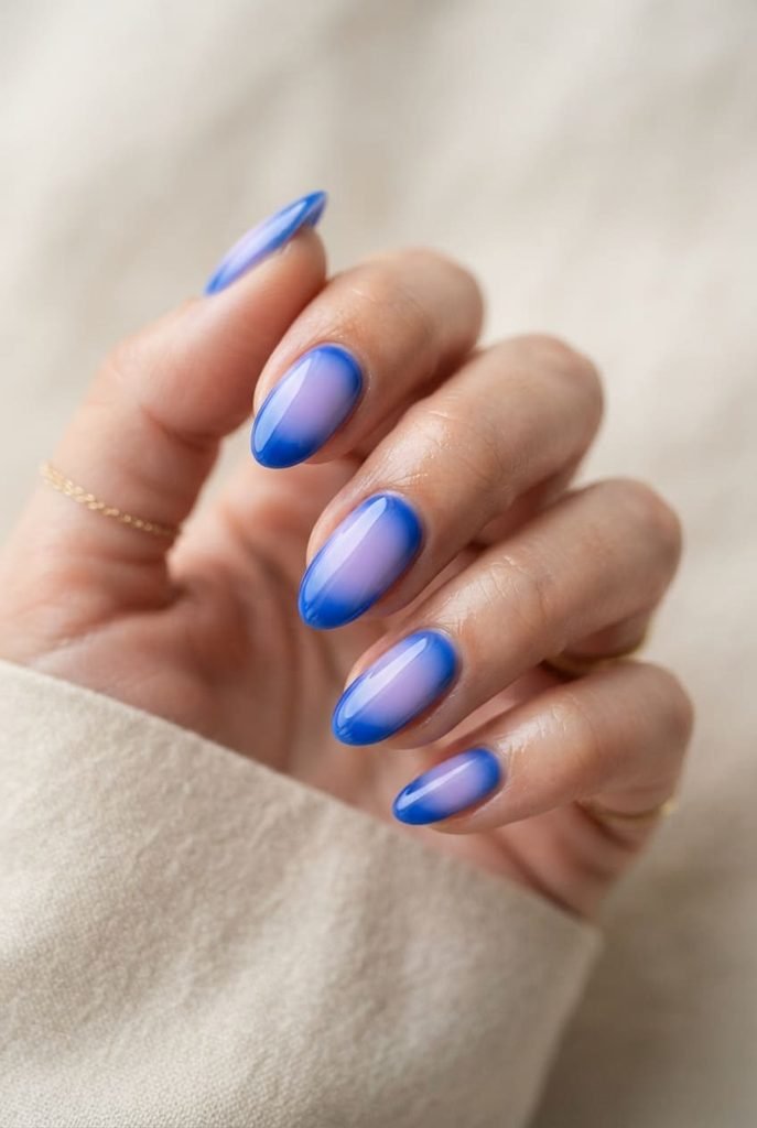 royal-blue-lavender-aura-nails
