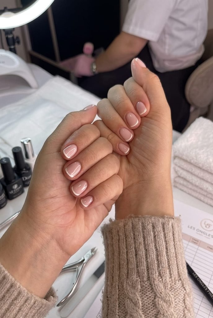 short french tip nails natural length